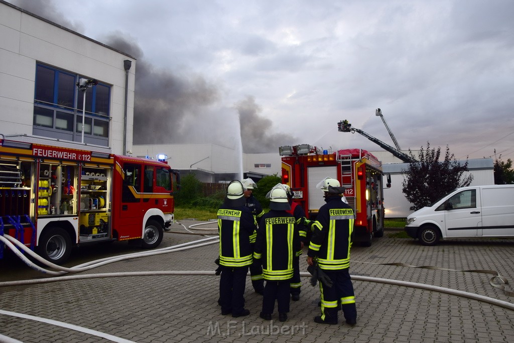 Grossbrand Halle Troisdorf Kriegsdorf Junkersring P121.JPG - Miklos Laubert
